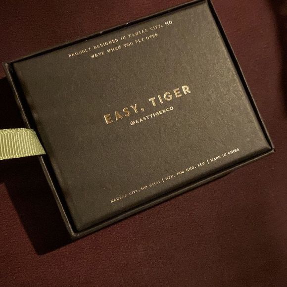 NWT. Easy, Tiger money clip - Picture 3 of 3